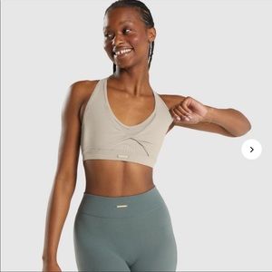 Gymshark Whitney Simmons v3 Mesh Sports Bra